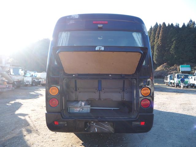 ローザ 　４ＷＤ　フルタイム式四駆　マイクロバス　２９人乗り　自動スイング扉　電動補助ステップ／オートステップ　リアトランク　プレヒーター　リアヒーター　運転席パワーウィンドウ　ターボ１５０馬力　ＤＵＯＮＩＣ（18枚目）
