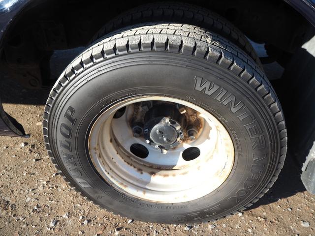 ローザ 　４ＷＤ　フルタイム式四駆　マイクロバス　２９人乗り　自動スイング扉　電動補助ステップ／オートステップ　リアトランク　プレヒーター　リアヒーター　運転席パワーウィンドウ　ターボ１５０馬力　ＤＵＯＮＩＣ（21枚目）