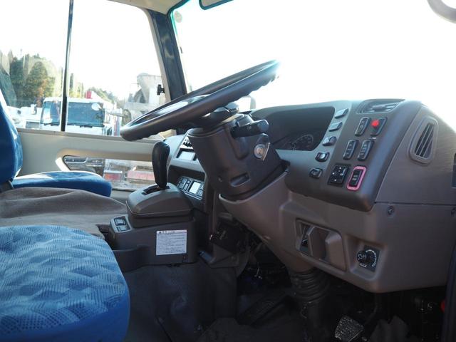 ローザ 　４ＷＤ　フルタイム式四駆　マイクロバス　２９人乗り　自動スイング扉　電動補助ステップ／オートステップ　リアトランク　プレヒーター　リアヒーター　運転席パワーウィンドウ　ターボ１５０馬力　ＤＵＯＮＩＣ（48枚目）