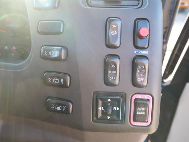 ローザ 　４ＷＤ　フルタイム式四駆　マイクロバス　２９人乗り　自動スイング扉　電動補助ステップ／オートステップ　リアトランク　プレヒーター　リアヒーター　運転席パワーウィンドウ　ターボ１５０馬力　ＤＵＯＮＩＣ（52枚目）