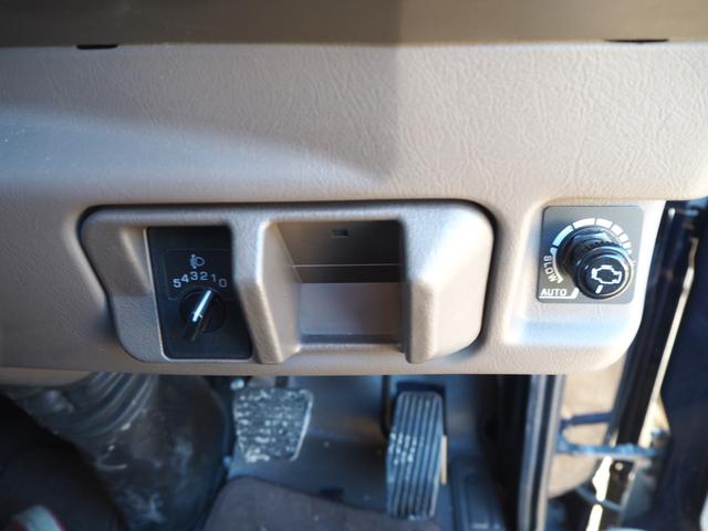 ローザ 　４ＷＤ　フルタイム式四駆　マイクロバス　２９人乗り　自動スイング扉　電動補助ステップ／オートステップ　リアトランク　プレヒーター　リアヒーター　運転席パワーウィンドウ　ターボ１５０馬力　ＤＵＯＮＩＣ（53枚目）