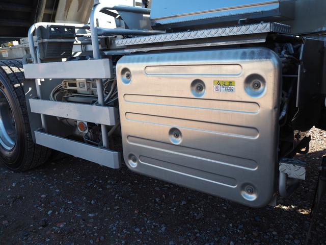 ギガ ワンオーナー ディーラーにてエンジン・クラッチ交換 カスタムグレード ハイルーフ 2デフ 造りボディ 極東 大型ダンプ DD10-761 電動コボレーン リーフサス ターボ380馬力 積載8.6t(25枚目)