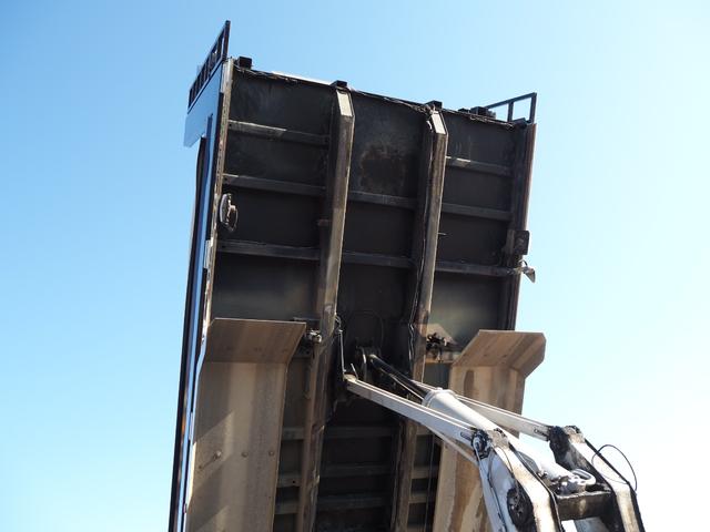 ギガ ワンオーナー ディーラーにてエンジン・クラッチ交換 カスタムグレード ハイルーフ 2デフ 造りボディ 極東 大型ダンプ DD10-761 電動コボレーン リーフサス ターボ380馬力 積載8.6t(27枚目)