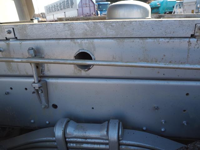 ギガ ワンオーナー ディーラーにてエンジン・クラッチ交換 カスタムグレード ハイルーフ 2デフ 造りボディ 極東 大型ダンプ DD10-761 電動コボレーン リーフサス ターボ380馬力 積載8.6t(35枚目)