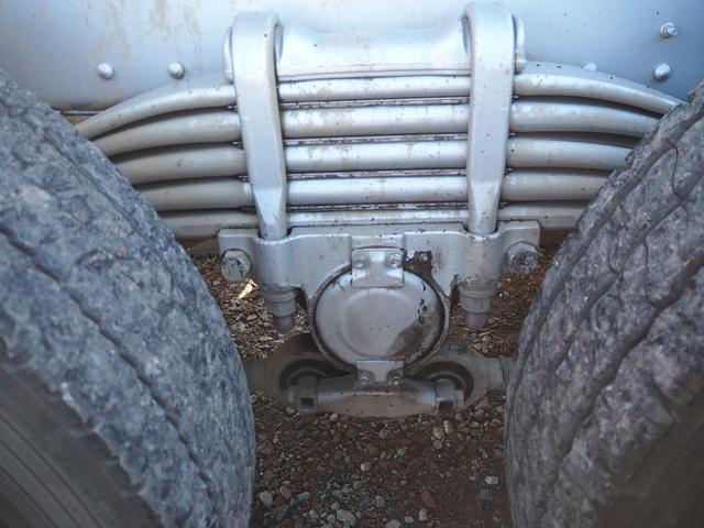 ギガ ワンオーナー ディーラーにてエンジン・クラッチ交換 カスタムグレード ハイルーフ 2デフ 造りボディ 極東 大型ダンプ DD10-761 電動コボレーン リーフサス ターボ380馬力 積載8.6t(37枚目)