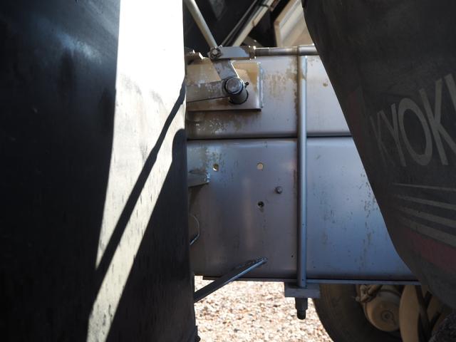 ギガ ワンオーナー ディーラーにてエンジン・クラッチ交換 カスタムグレード ハイルーフ 2デフ 造りボディ 極東 大型ダンプ DD10-761 電動コボレーン リーフサス ターボ380馬力 積載8.6t(39枚目)