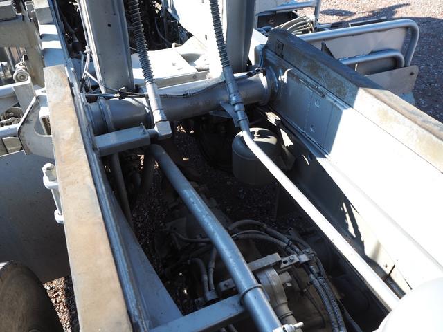 ギガ ワンオーナー ディーラーにてエンジン・クラッチ交換 カスタムグレード ハイルーフ 2デフ 造りボディ 極東 大型ダンプ DD10-761 電動コボレーン リーフサス ターボ380馬力 積載8.6t(57枚目)