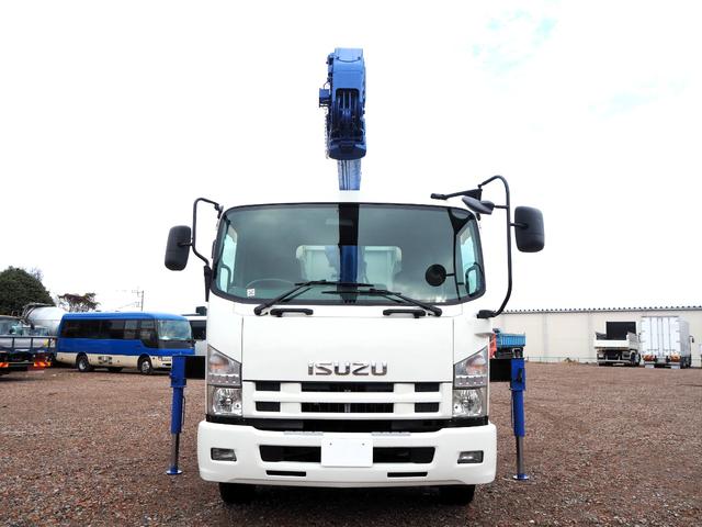 フォワード 　標準幅　タダノ製　ＴＭ－ＺＥ３０４ＨＲ　４段クレーン　フックイン　２．９３ｔ吊　ラジコン付　上物同年　アルミブロック平ボディ　三方開　内フック　リーフサス　ターボ１９０馬力　積載２．６５ｔ　６速ＭＴ（8枚目）