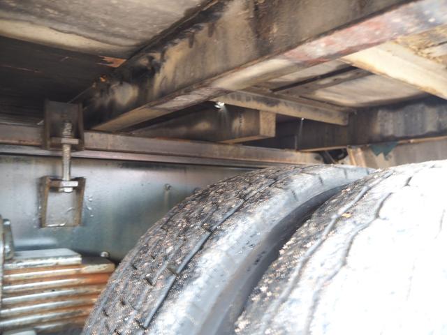 コンドル 　増々トン　２デフ　リターダ　ワイド　古河ユニック製　大型用５００シリーズ　ＵＲＵ５０３ＲＫＫ　３段クレーン　ラジコン付　上物同年　アルミブロック平ボディ　リーフサス　ターボ２８０馬力　積載１０．５ｔ（37枚目）