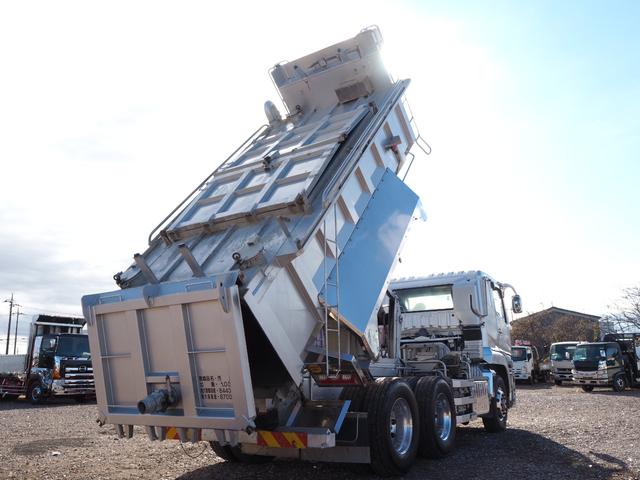 スーパーグレート 　３軸高床　２デフ　極東　汚泥運搬車／汚泥ダンプ／天蓋ダンプ／タンク車　ＤＤ１０－７７１Ｔ　８．９立米　オールステンレスボディ　リーフサス　積載８．７ｔ　ＳｈｉｆｔＰｉｌｏｔ（２ペダル）　デフロック（13枚目）