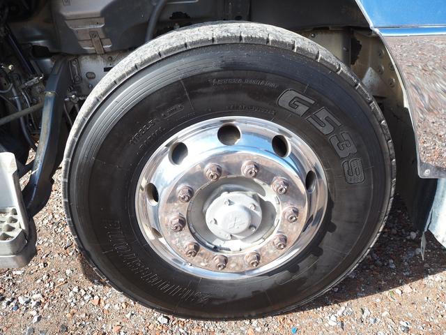 スーパーグレート 　３軸高床　２デフ　極東　汚泥運搬車／汚泥ダンプ／天蓋ダンプ／タンク車　ＤＤ１０－７７１Ｔ　８．９立米　オールステンレスボディ　リーフサス　積載８．７ｔ　ＳｈｉｆｔＰｉｌｏｔ（２ペダル）　デフロック（58枚目）