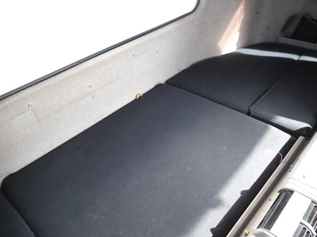 スーパーグレート 　３軸高床　２デフ　極東　汚泥運搬車／汚泥ダンプ／天蓋ダンプ／タンク車　ＤＤ１０－７７１Ｔ　８．９立米　オールステンレスボディ　リーフサス　積載８．７ｔ　ＳｈｉｆｔＰｉｌｏｔ（２ペダル）　デフロック（75枚目）