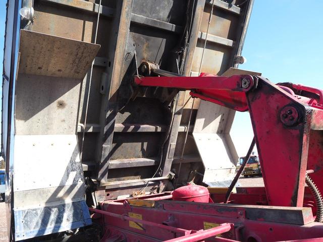 ヒノレンジャー 　増トン　造りボディ　極東　ダンプ　ＤＤ０７－４８　電動コボレーン　リーフサス　ターボ２２５馬力　積載７．７ｔ　６速ＭＴ　ベッド付き　坂道発進補助装置　バックモニター　ＥＴＣ　キセノンヘッドライト（24枚目）