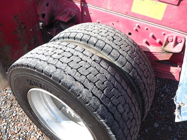 ヒノレンジャー 　増トン　造りボディ　極東　ダンプ　ＤＤ０７－４８　電動コボレーン　リーフサス　ターボ２２５馬力　積載７．７ｔ　６速ＭＴ　ベッド付き　坂道発進補助装置　バックモニター　ＥＴＣ　キセノンヘッドライト（41枚目）