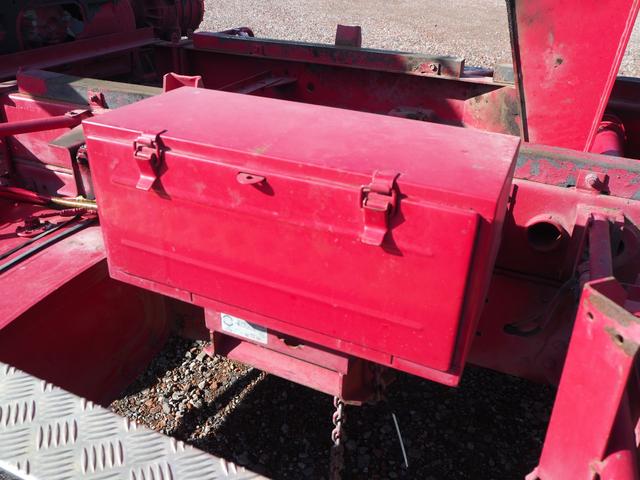 ヒノレンジャー 　増トン　造りボディ　極東　ダンプ　ＤＤ０７－４８　電動コボレーン　リーフサス　ターボ２２５馬力　積載７．７ｔ　６速ＭＴ　ベッド付き　坂道発進補助装置　バックモニター　ＥＴＣ　キセノンヘッドライト（47枚目）