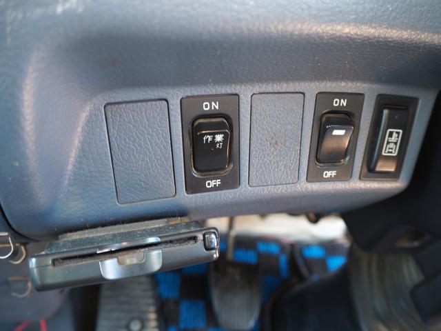 ヒノレンジャー 　増トン　造りボディ　極東　ダンプ　ＤＤ０７－４８　電動コボレーン　リーフサス　ターボ２２５馬力　積載７．７ｔ　６速ＭＴ　ベッド付き　坂道発進補助装置　バックモニター　ＥＴＣ　キセノンヘッドライト（68枚目）