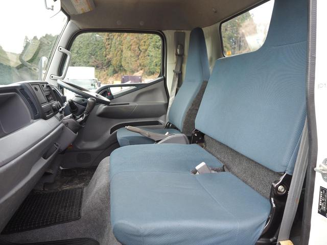 キャンター 　ワイドロング　タダノ製　ＴＭ－ＺＥ２９４ＭＨ　４段クレーン　フックイン　差し違いアウトリガー　２．９３ｔ吊　ラジコン　上物同年　平ボディ　軽々ゲート　ターボ１５０馬力　積載２ｔ　５速ＭＴ　ＥＴＣ（48枚目）