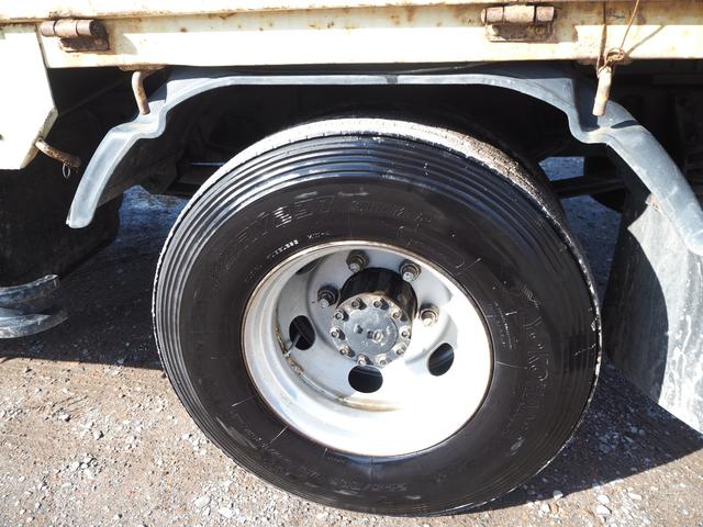 ヒノレンジャー 標準幅 タダノ製 TM-ZE304HR 4段クレーン フックイン 2.93t吊 ラジコン付 上物同年 平ボディ ターボ210馬力 積載2.4t 6速MT ベッド付 坂道発進補助装置 HID(39枚目)