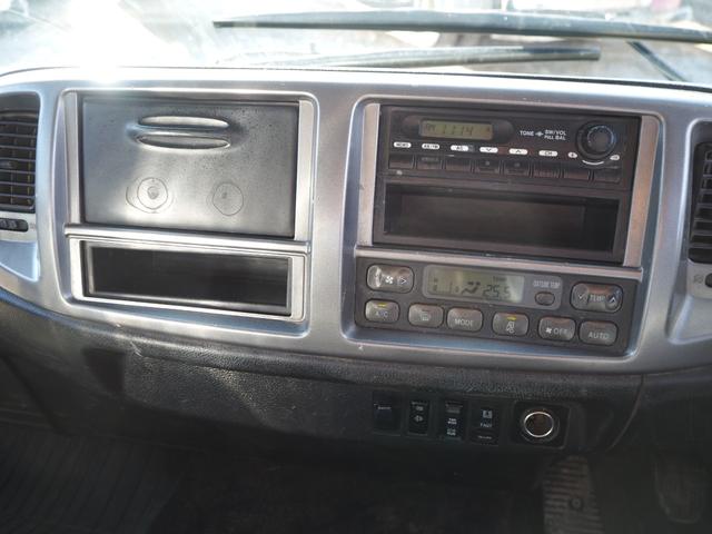 ヒノレンジャー 標準幅 タダノ製 TM-ZE304HR 4段クレーン フックイン 2.93t吊 ラジコン付 上物同年 平ボディ ターボ210馬力 積載2.4t 6速MT ベッド付 坂道発進補助装置 HID(54枚目)