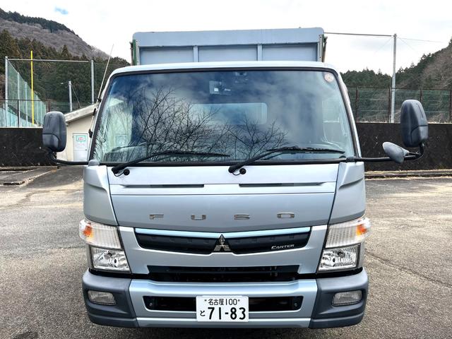 キャンター 　ワイドセミロング　幌車／カーテン車　アルミブロック平ボディ　床面：鉄板張り　ターボ１７５馬力　積載４．６５ｔ　５速ＭＴ　坂道発進補助装置　バックモニター　ドライブレコーダー　ＥＴＣ（8枚目）