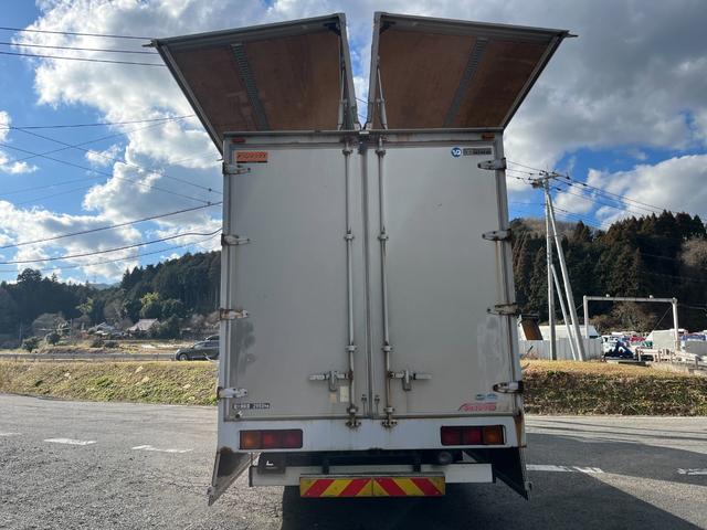 ヒノレンジャー 　６２００ワイド　トランテックス製　アルミウイング　ＨＦＤＬＫ－ＭＤＡＡ８Ｊ　ラッシング２段　リーフサス　ターボ２１０馬力　積載２．９５ｔ　プロシフト（２ペダル）　ベッド付き　バックモニター　ＥＴＣ（15枚目）