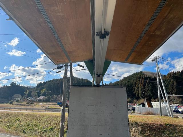 ヒノレンジャー 　６２００ワイド　トランテックス製　アルミウイング　ＨＦＤＬＫ－ＭＤＡＡ８Ｊ　ラッシング２段　リーフサス　ターボ２１０馬力　積載２．９５ｔ　プロシフト（２ペダル）　ベッド付き　バックモニター　ＥＴＣ（23枚目）