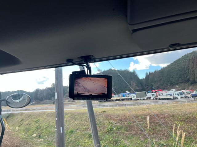 ヒノレンジャー 　６２００ワイド　トランテックス製　アルミウイング　ＨＦＤＬＫ－ＭＤＡＡ８Ｊ　ラッシング２段　リーフサス　ターボ２１０馬力　積載２．９５ｔ　プロシフト（２ペダル）　ベッド付き　バックモニター　ＥＴＣ（49枚目）