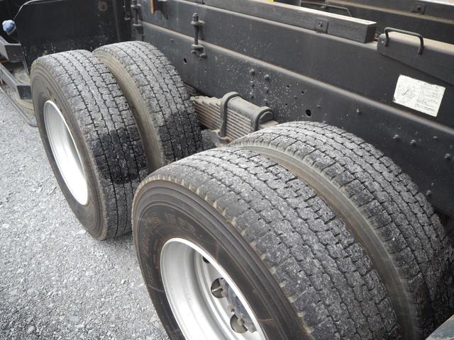 プロフィア 　２デフ　新明和製　ＤＲＳ１１－００１０ＳＹ３　大型ダンプ　電動コボレーン　積載８．８ｔ　ターボ３８０馬力　デフロック　ベッド付き（46枚目）