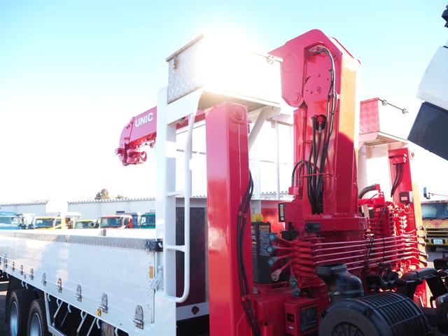 フォワード 　外装仕上げ済み　増々トン　２デフ　重機回送車　セルフクレーン　三方開　積載９．８ｔ　ターボ３００馬力　ＵＲＵ５０４Ｈ　４段クレーン　フックイン　角足　ハイジャッキ　２．９３ｔ吊　ラジコン付　ベッド付（40枚目）