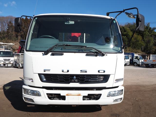 ファイター 　ワイド幅　ショートベース　古河ユニック製　ＵＲＵ３７４ＲＫ　４段クレーン　フックイン　角足　２．９３ｔ吊　ラジコン付　平ボディ　鉄板張り　三方開　積載２．７ｔ　ターボ２４０馬力　ベッド付き（32枚目）