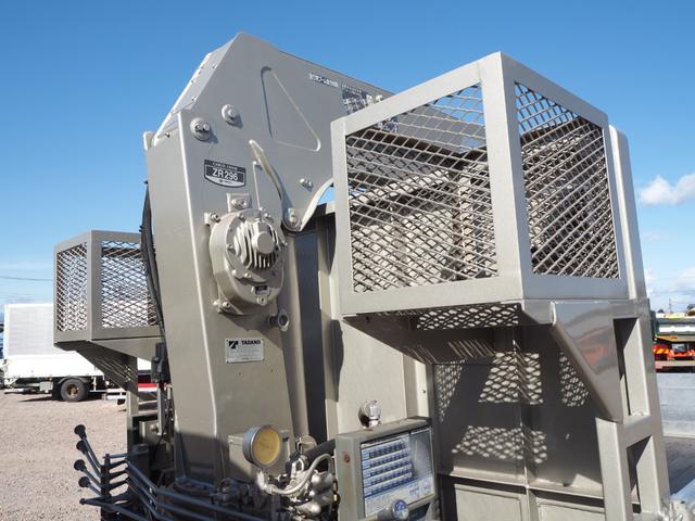 キャンター 　全塗装仕上げ　ワイド幅　セミロングショートボディ　タダノ製　ＺＲ２９６　６段クレーン　フックイン　差し違いアウトリガー　２．９３ｔ吊　ラジコン　リアジャッキ付　アルミブロック平ボディ　積載３ｔ（68枚目）