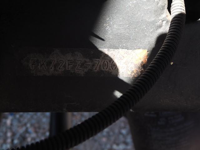 ファイター 　セミワイド幅　増トン　重機回送車　古河ユニック製　４段クレーン　フックイン　ハイジャッキ　角足　２．９３ｔ吊　ラジコン付　積載７．２ｔ　床面アピトン　アルミブロックアオリ　ブル掛け　アルミホイール（66枚目）