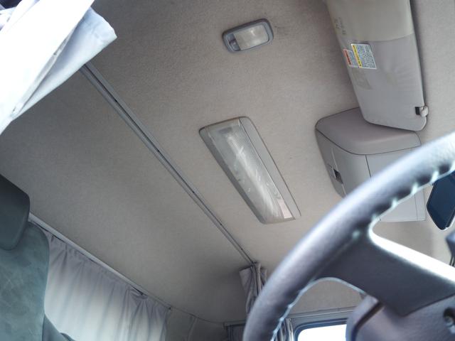 クオン 　汚泥運搬車　タンク車　新明和製　天蓋ダンプ　ＤＲ１１－０２ＳＣ　積載８．５９ｔ　荷台内ステンレス張り　水密式ハンドルロック　総輪アルミホイール　デフロック　リターダ付　２デフ　坂道発進補助装置　ＥＴＣ（67枚目）