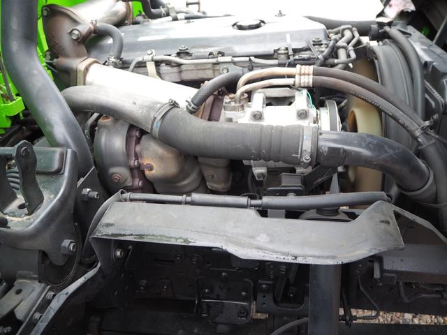 エルフトラック 　ワイドロング　重機回送車　フジタ製ハイジャッキ　エルフセルフローダー　積載３．４ｔ　あゆみ板付き　ウインチ付　床面木板　５１９０ｃｃ（ターボ１５５馬力）　３人乗り　６速マニュアル　坂道発進補助装置（32枚目）