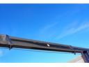 　タダノＺＥ３６４ＨＲ　４段クレーン　２．９３ｔ吊り　ラジコン付　差し違いアウトリガー　角足　フックイン　同年式　本所自動車工業製　アルミブロック造りボディ　カスタムグレード　ターボ２４０馬力　ベット付(21枚目)