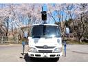 デュトロ 　標準ロング　パートタイム４ＷＤ　四駆　タダノ製　ＺＥ２６３ＨＲ　３段クレーン　フックイン　２．６３ｔ吊　ラジコン付　平ボディ　内フック　軽々ゲート　積載３ｔ　ターボ１５０馬力　坂道発進補助装置（8枚目）