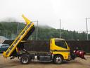 　パートタイム４ＷＤ　四駆　除雪車　新明和製　ＤＲ２－０１１０ＳＹ　ダンプ　三方開　ＢＯＳＳ製スノープラウ付　積載２ｔ　ターボ１３６馬力（14枚目）