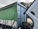 　ワイドセミロング　幌車／カーテン車　アルミブロック平ボディ　床面：鉄板張り　ターボ１７５馬力　積載４．６５ｔ　５速ＭＴ　坂道発進補助装置　バックモニター　ドライブレコーダー　ＥＴＣ（32枚目）