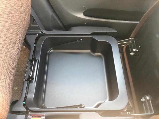 モコ X FOUR 4WD・スマートキー・プッシュスタート・オートエアコン・ベンチシート・シートヒーター・ウィンカーミラー・アルミホイール・バックカメラ付きタッチパネル式オーディオ(CD/AM/FM/USB)(27枚目)