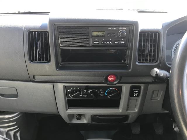 ミニキャブバン CS パートタイム4WD・マニュアル5速 走行65000km エアコン・パワステ・AM/FM(19枚目)