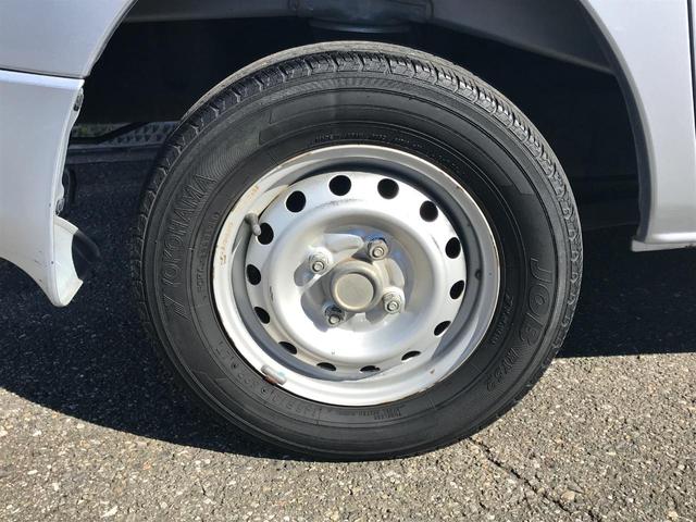 ミニキャブバン CS パートタイム4WD・マニュアル5速 走行65000km エアコン・パワステ・AM/FM(29枚目)