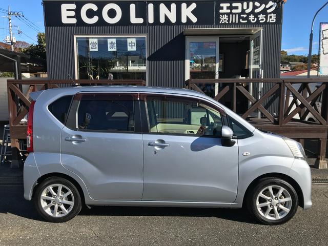 ムーヴ X 4WD・エコアイドル・横滑り防止装置・パワーモードスイッチ・ETC・スマートキー・プッシュスタート・オートエアコン・ベンチシート・CDオーディオ・AM/FM・USB・電動格納ミラー・アルミホイール(9枚目)