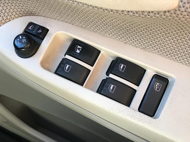 ムーヴ X 4WD・エコアイドル・横滑り防止装置・パワーモードスイッチ・ETC・スマートキー・プッシュスタート・オートエアコン・ベンチシート・CDオーディオ・AM/FM・USB・電動格納ミラー・アルミホイール(29枚目)