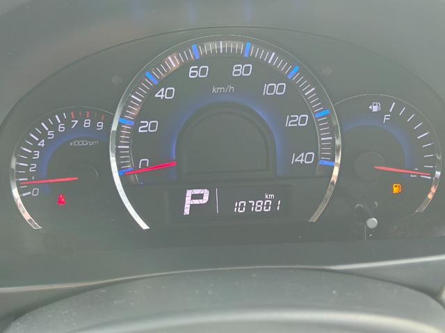 ワゴンＲ ＦＸリミテッドＩＩ　検９年４月　歴無　スマートキー・プッシュスタート・電格ミラー・オートエアコン・フルフラットシート・ヘッドライトレベライザー・車載工具・パンク修理キット・空気入れ・ポータブルカーナビ・１５５／６５／１４（24枚目）