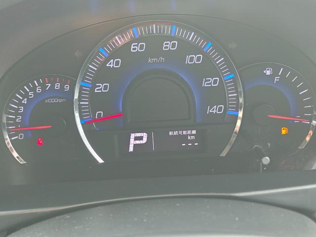 ワゴンＲ ＦＸリミテッドＩＩ　検９年４月　歴無　スマートキー・プッシュスタート・電格ミラー・オートエアコン・フルフラットシート・ヘッドライトレベライザー・車載工具・パンク修理キット・空気入れ・ポータブルカーナビ・１５５／６５／１４（25枚目）