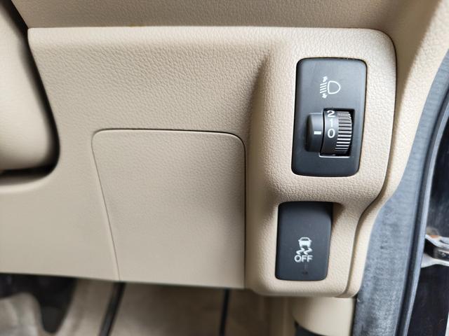 Ｎ－ＢＯＸ＋ Ｇ・ターボパッケージ　４ＷＤ・ターボ・両側パワスラ・クルーズコントロール・ｉストップ・横滑り防止・ナビ・ＴＶ・Ｂカメラ・ＥＴＣ・スマートキー・プッシュスタート・オートエアコン・ベンチシート・ステアリングリモコン・電格ミラー（32枚目）