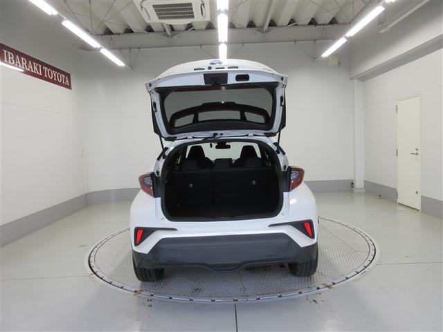 C-HR S LEDエディション パワーステアリング 衝突軽減ブレーキ ナビTV AW LEDヘッド キーフリー 盗難防止装置 ワンセグ ドラレコ バックC ETC パワーウィンドウ カーテンエアバック デュアルエアバッグ エアバッグ(16枚目)