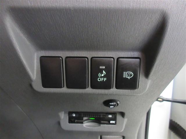 プリウスα Ｓ　チューン　ブラック　スマートキーＰスタート　ＡＷ　ＬＥＤライト　Ｂカメラ　サイドエアバッグ　セキュリティー　ナビＴＶ　エアコン　ＥＳＣ　ＰＷ　デュアルエアバッグ　パワーステアリング　ＥＴＣ付き　キーフリー　ＡＢＳ（12枚目）