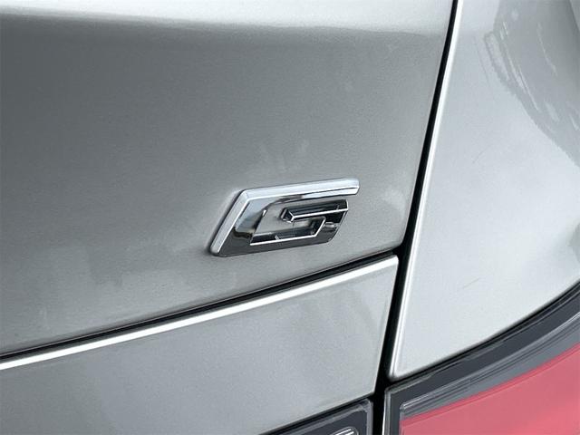 クラウンハイブリッド Ｇ　ドライブレコーダー　クリアランスソナー　レーンアシスト　オートクルーズコントロール　パークアシスト　衝突被害軽減システム　全周囲カメラ　ナビ　ＴＶ　アルミホイール　オートマチックハイビーム（24枚目）