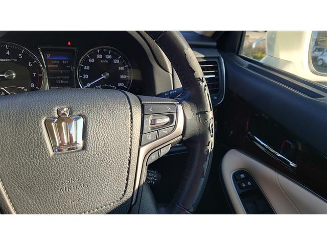 クラウン ロイヤルサルーン ETC レーンアシスト オートクルーズコントロール 衝突被害軽減システム バックカメラ ナビ TV アルミホイール オートマチックハイビーム オートライト LEDヘッドランプ AT スマートキー(11枚目)